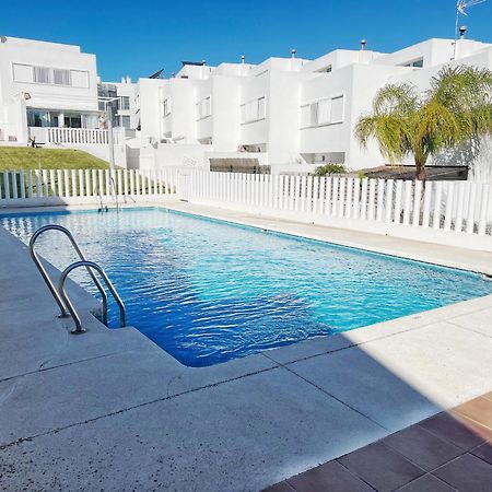 A Levante Conil- Solo Familias Y Parejas Конил-де-ла-Фронтера Екстериор снимка
